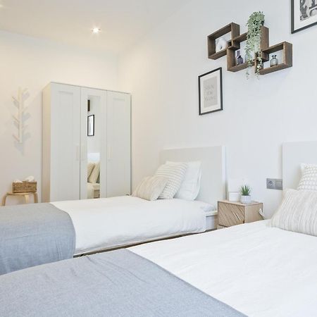 Apartament Ola Living Consell De Cent Barcelona Zewnętrze zdjęcie
